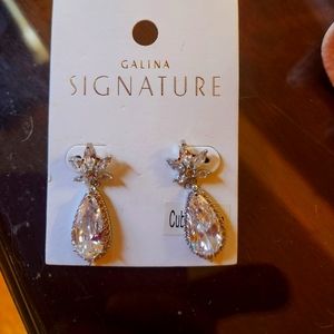 Cubic zirconia earrings
